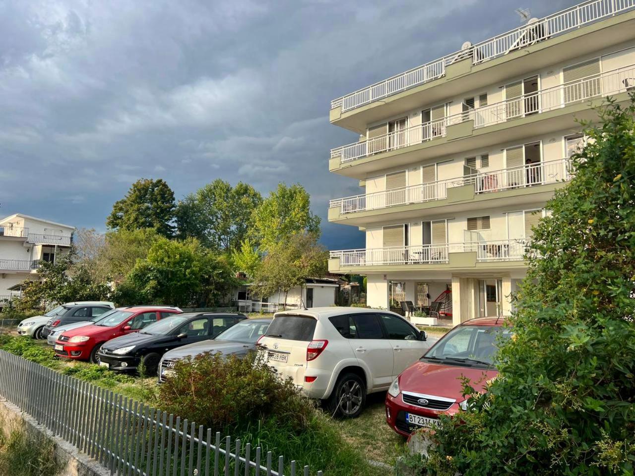Prado Apartment Hotel Limín Litochórou エクステリア 写真