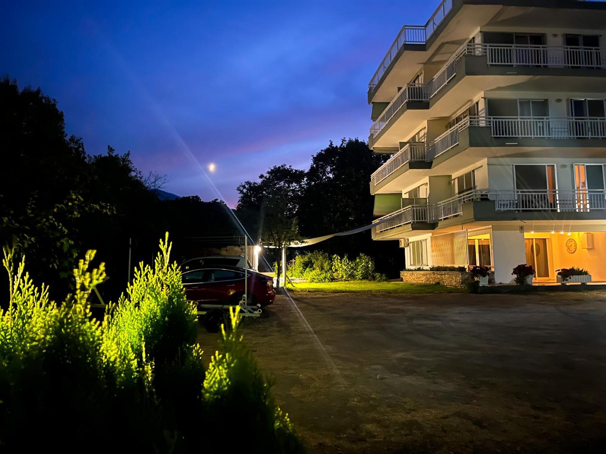 Prado Apartment Hotel Limín Litochórou エクステリア 写真