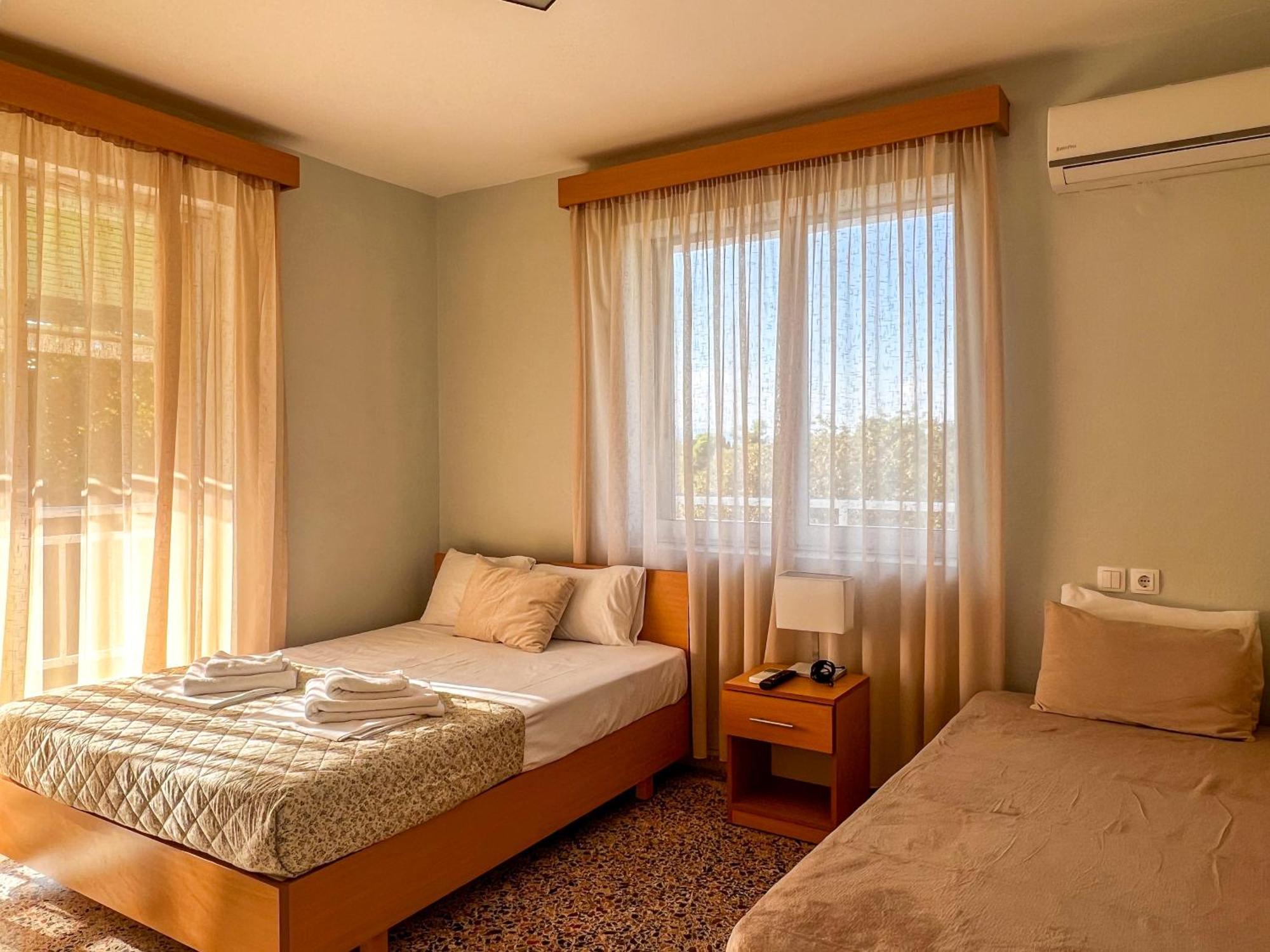 Prado Apartment Hotel Limín Litochórou エクステリア 写真