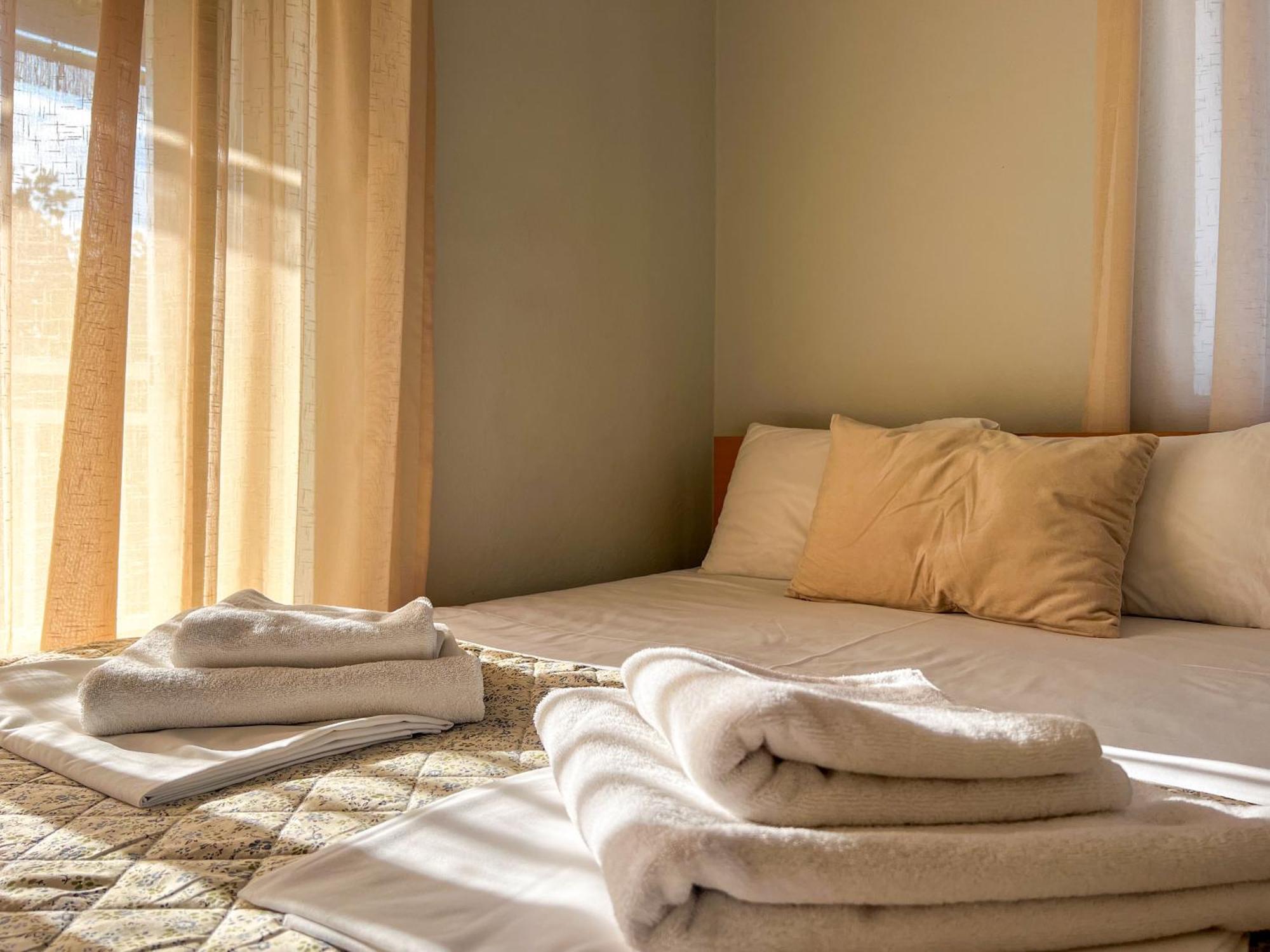 Prado Apartment Hotel Limín Litochórou エクステリア 写真