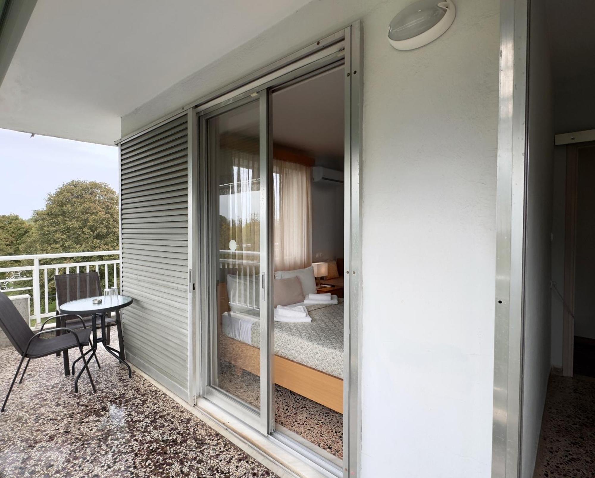 Prado Apartment Hotel Limín Litochórou エクステリア 写真