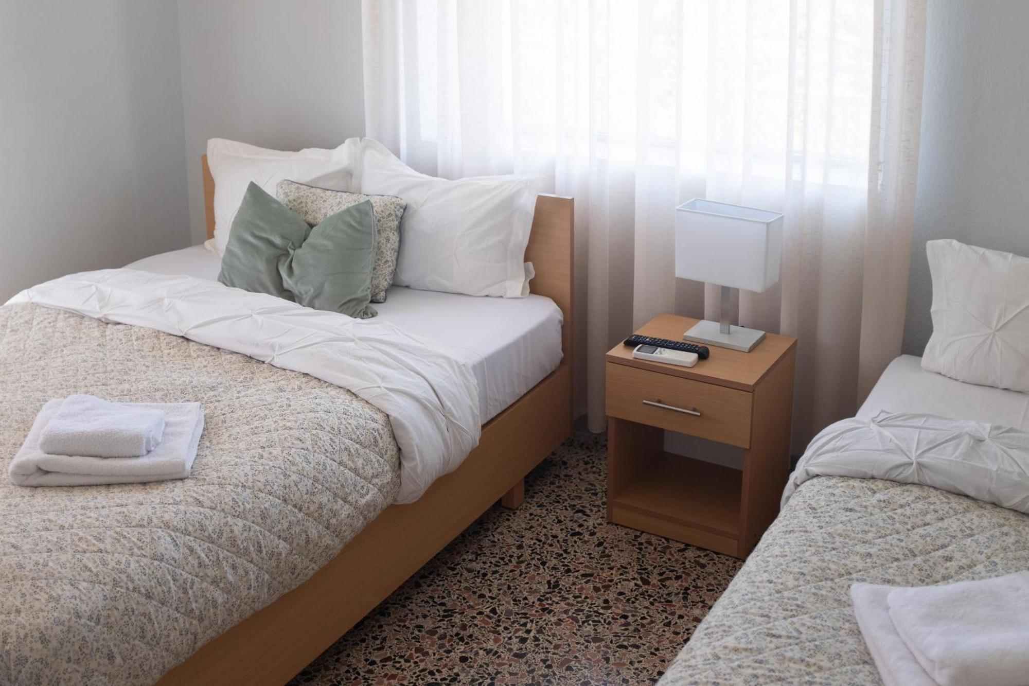 Prado Apartment Hotel Limín Litochórou エクステリア 写真